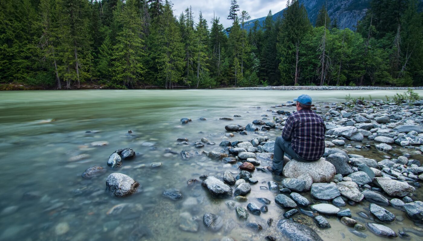 https://www.freepik.com/free-photo/person-sitting-stone-near-body-water_8162786.htm#fromView=search&page=1&position=8&uuid=3925a53f-8726-4052-89f5-6eefd038ad18&query=Discovering+Sheosar+Lake+in+Deosai%3A+A+Photographer%E2%80%99s+Paradise