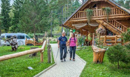 https://www.freepik.com/free-photo/tourists-taking-stroll-around-hija-glamping-lake-bloke-nova-vas-slovenia_11943206.htm#fromView=search&page=1&position=0&uuid=09dbb525-e4b6-4acb-994e-a14a295ac281&query=Best+Family-Friendly+Hotels+in+Swat+Valley+for+Relaxing+Vacations